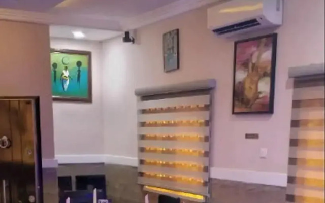 Lion Luxury Suites
