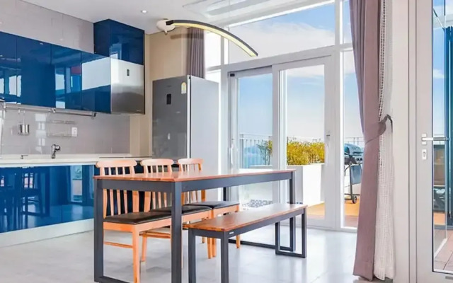 Yeosu Marine Terrace Poolvilla