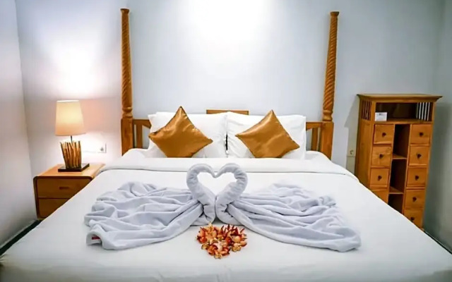 E Luxury Suites Seminyak by InnApps