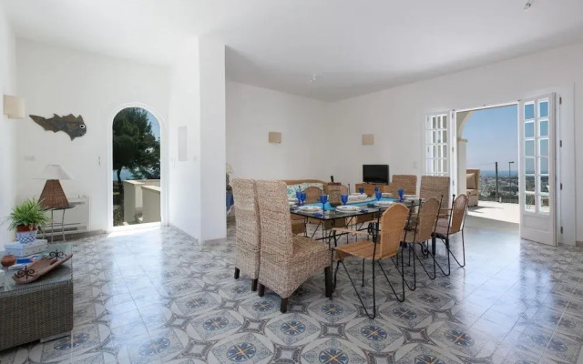 Perla Bianca Luxe Villa