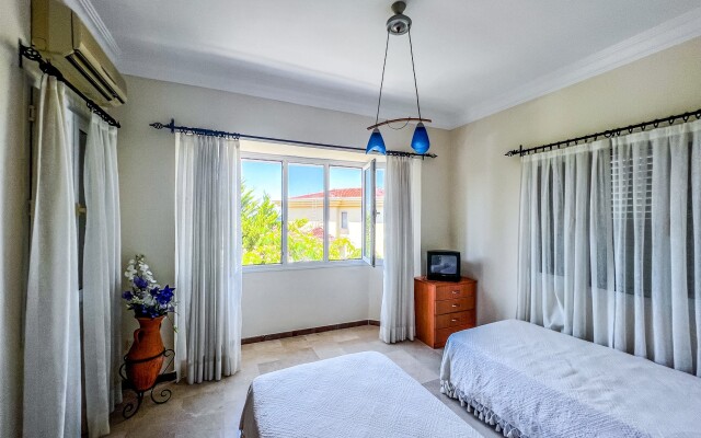 Fantastic Villa with Private Beach in Girne