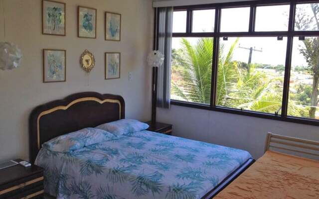 Casa na Praia de Taperapuan com piscina vista Mar