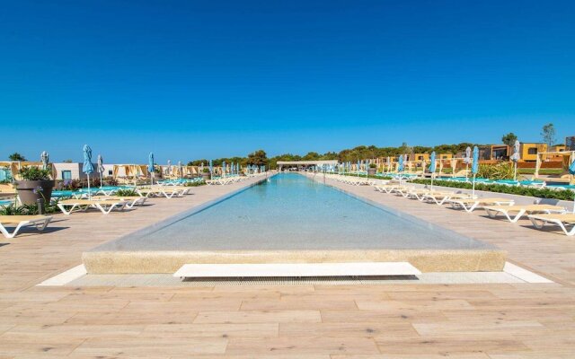 Kazela Resort