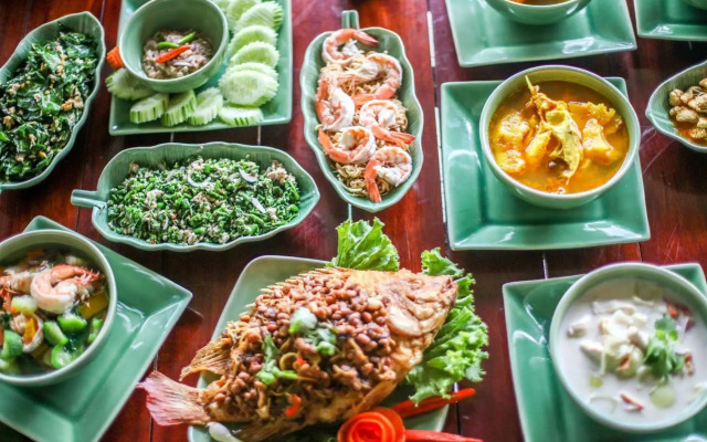 Anurak Community Lodge