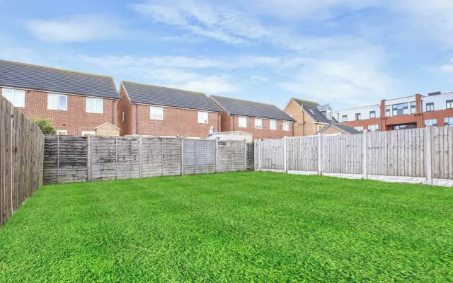 Spacious 5-bed Contractor House - Parking Wi-fi