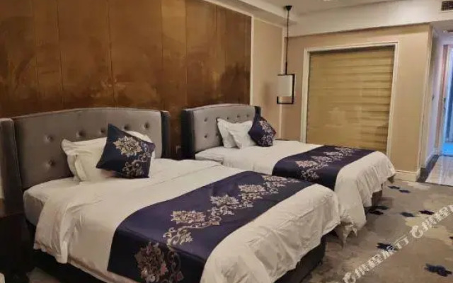 Jinhu Hotel
