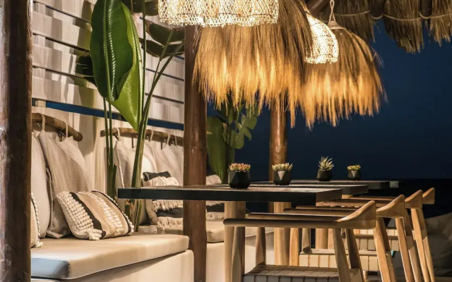 Soleil Rooms and Suites