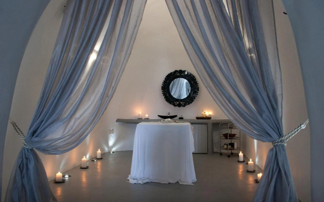 Grand Ambassador Santorini Hotel