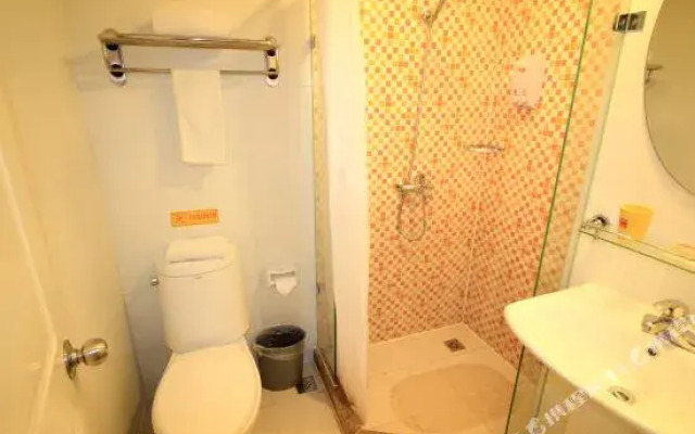 Homeinn Hotel (Longkou Zhenxing Middle Road Longkou Port Seawater Bathing Beach)