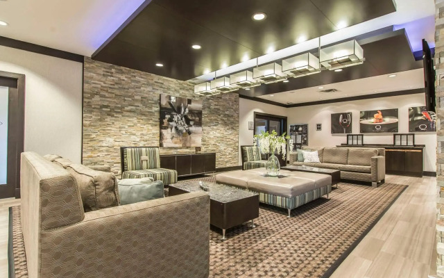Quattro Hotel & Conference Centre, Ascend Hotel Collection