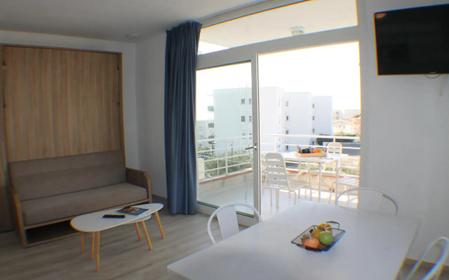 Rescator Resort 326 In Roses