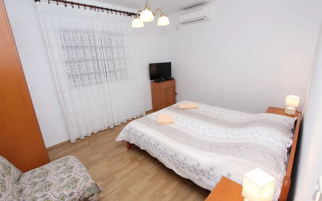 Apartment Robi