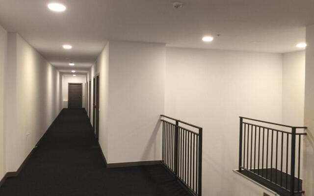 Room and Kitchen Bilbao