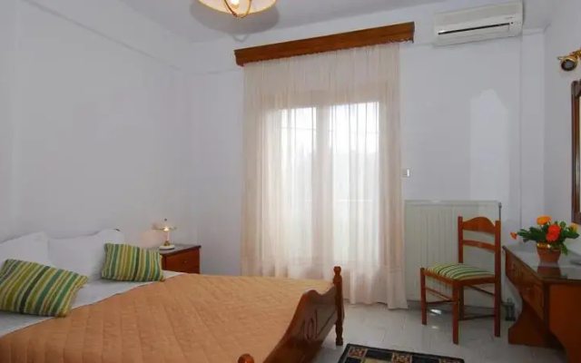 Okeanis Studios and Apartments