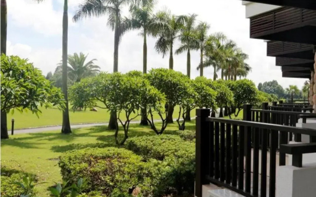 Zhuhai Jinwan Golf Hotel (Jinwan Huafa Shangdu Branch)
