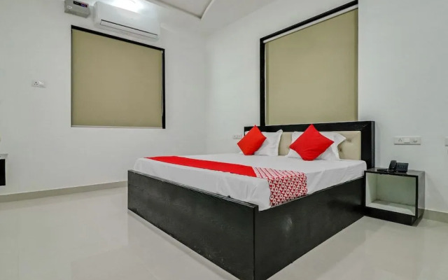 Shri Anand Sewa Dham Ashram by OYO Rooms