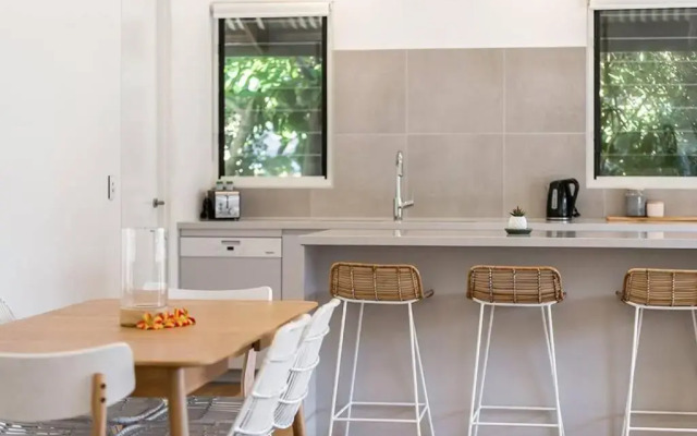 Byron Bay Accom - Pacifica - 48a Shirley Lane