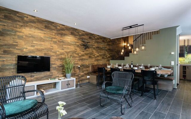 Luxury Chalet in Leogang near Ski Area