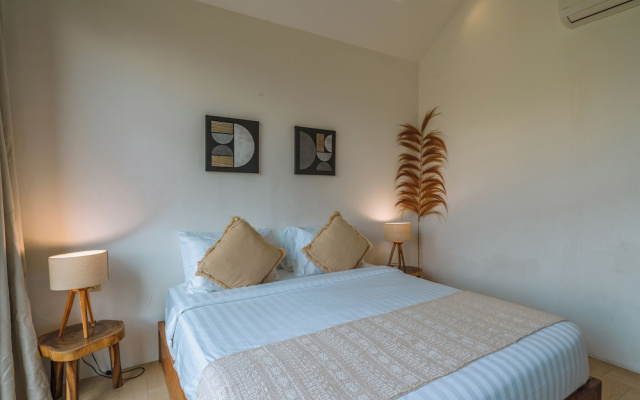 Villa RIZR - Industrial 3BR villa – Guest Rooms – Tibubeneng