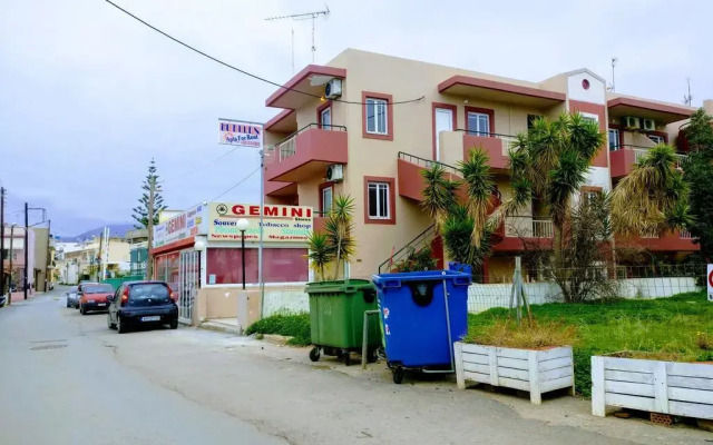 Luellen Apartments