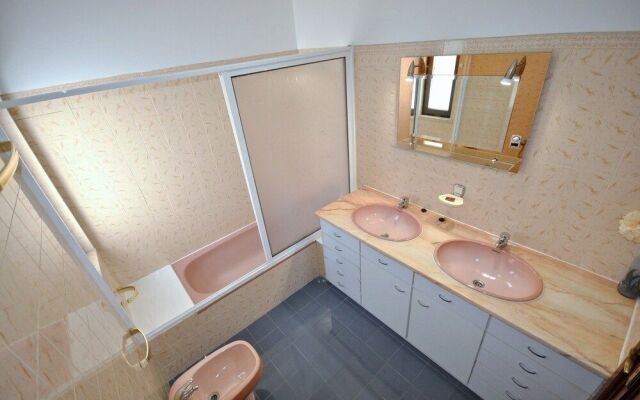 Private Pool Villa Walking Distance to Local Amenities