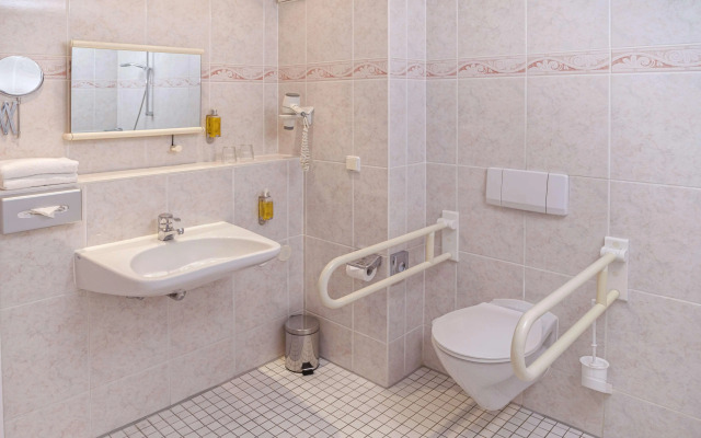 Hotel Am Schloss Koepenick Berlin by Golden Tulip