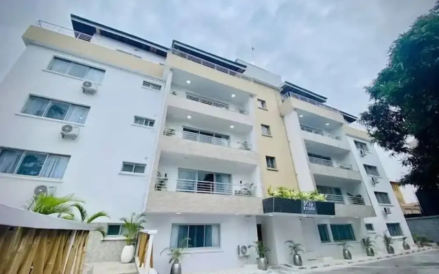 1677 Mayfair Apartment