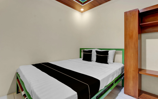 OYO 95019 Jeppi Homestay – Guest Rooms – Magelang