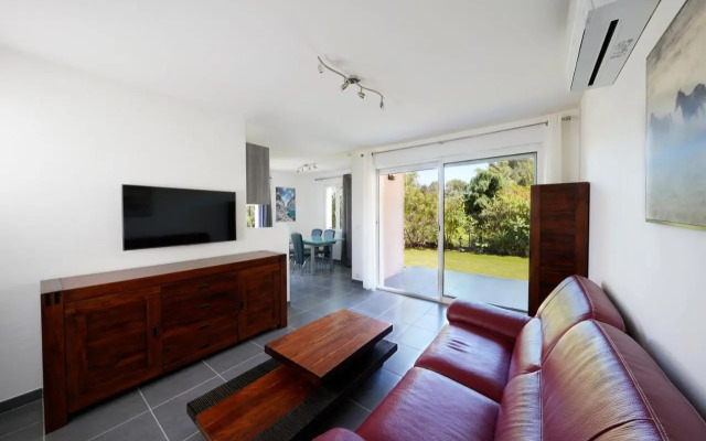 T2 40m2 Ollioules, la Nature, a 10 Mins Des Plages