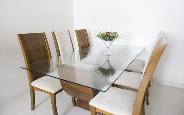 Fadel 702  Estadia Carioca