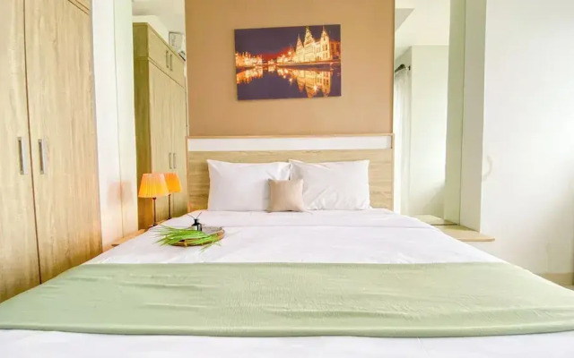 Modern Look and Restful Studio Apartment Springwood Residence Tangerang