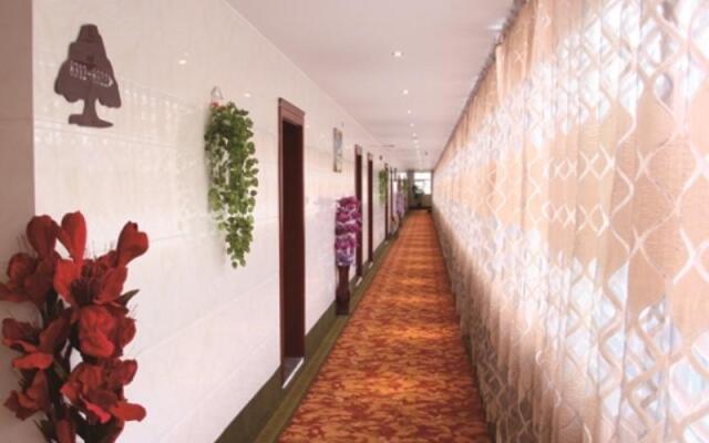 GreenTree Inn Taizhou Xinghua Zhangguo Bus Station Express Hotel