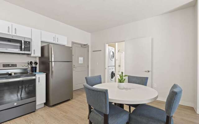 WaterWalk Extended Stay by Wyndham Kansas City - Overland Pk