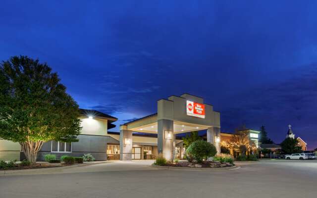 Best Western Plus Dubuque Hotel & Conference Center