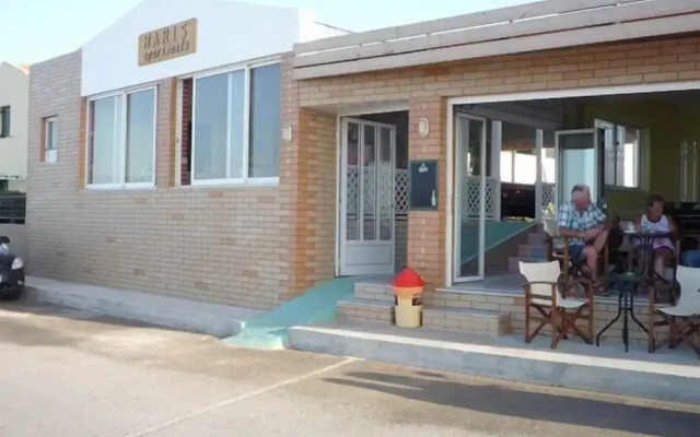 Haris Apartments