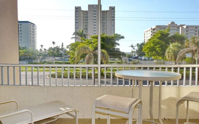 Relaxing Inland Condo With Pool and Steps to Beach