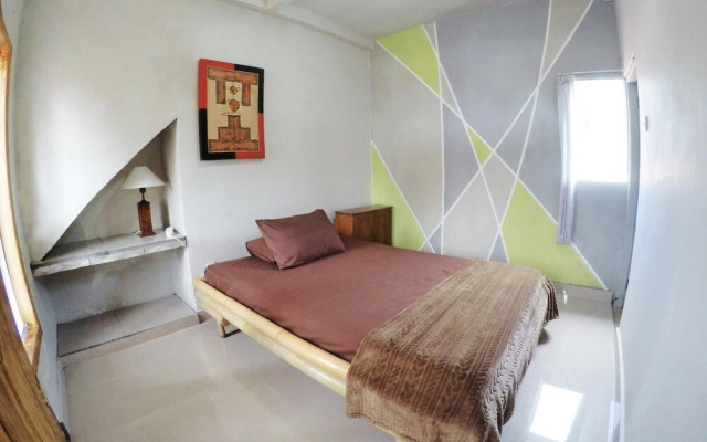 Jro Maman Guest House