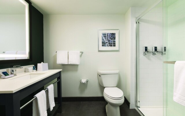 Four Points by Sheraton Raleigh Arena