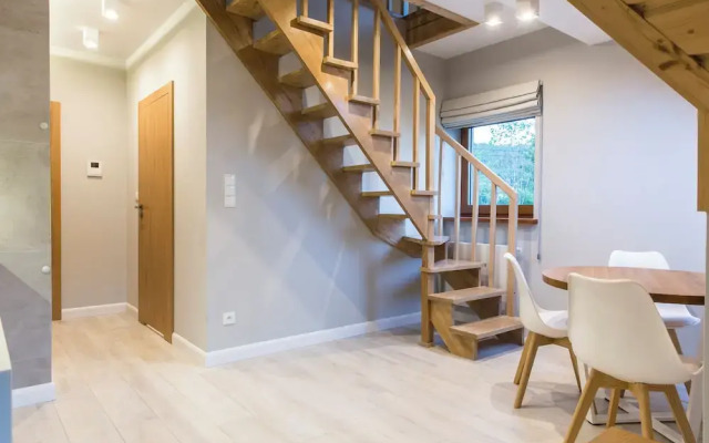 Royal Hill Residence