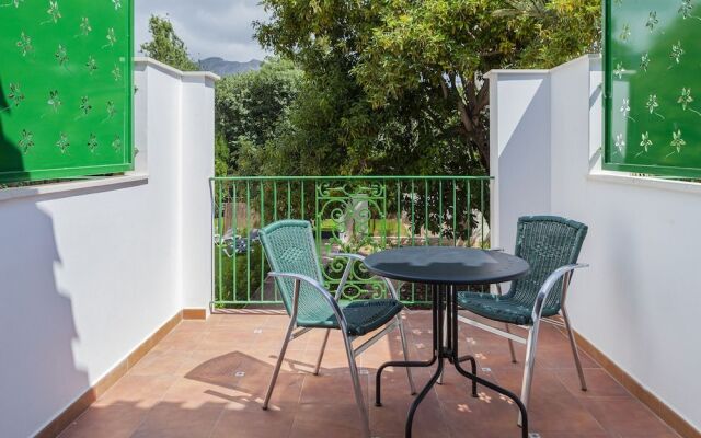 Ad Hoc Vitae Retreats & Health - Adults Only