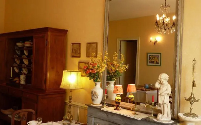 Château Gourdet Maison dHôtes