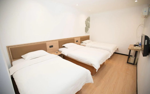 Greentree Inn Chaoyang Shuangta District Bus Stati – Guest Rooms – Chaoyang
