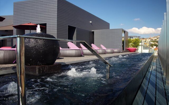 The Vine Hotel
