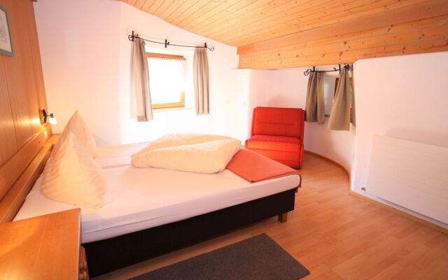 Peaceful Apartment in Hinterglemm With Camping Cot