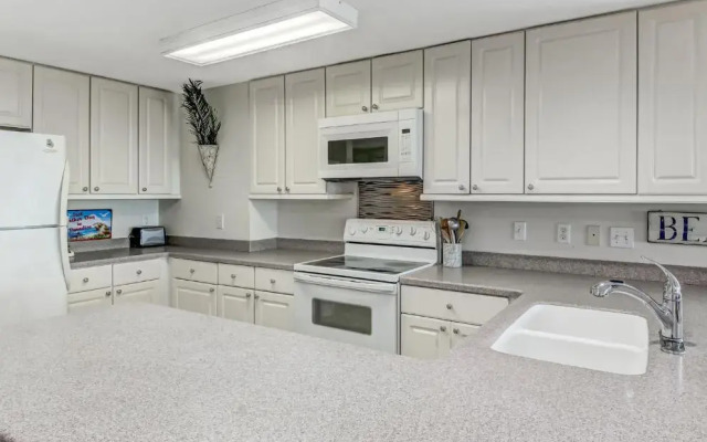 Sandpiper Seaview 201