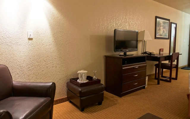 Ramada by Wyndham Lloydminster