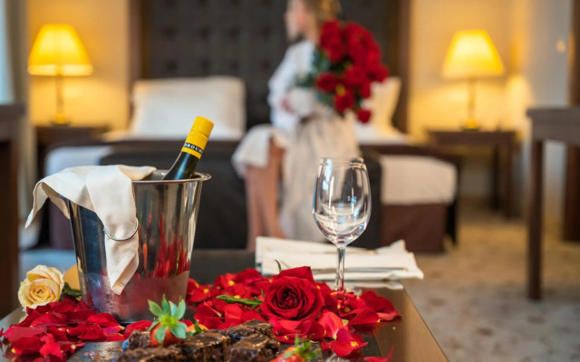 Maxi Park Hotel & Spa