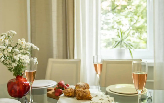 LovelyHome 39 (Lovelyhome 39) on 77A Komsomolskaya Street