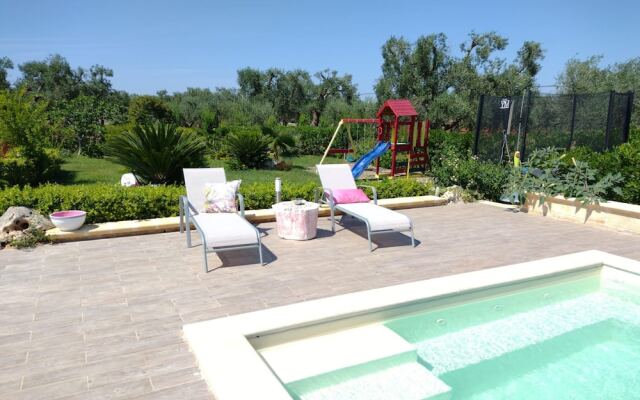 Trullo Oron Call by Pugliadamare