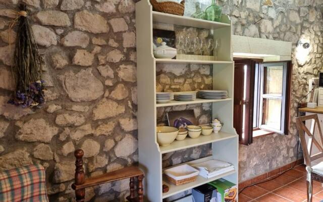 C08A01 Ático con encanto Colindres